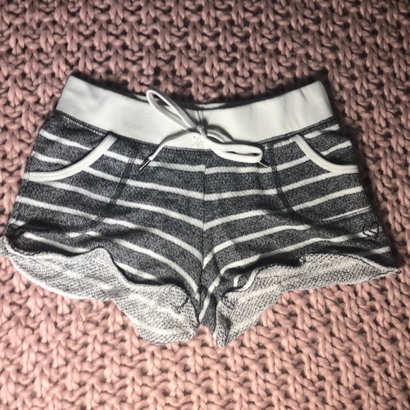 Aeropostale Pants - Soft Aeropostale shorts!